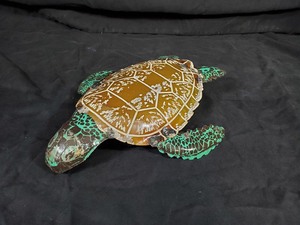 lot 22 image: New Recycled Metal Garden Art Sea Turtle