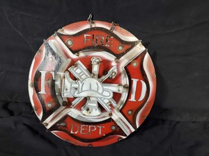 lot 32 image: New Recycled Metal Garden Art Fire Department Firefighter Sign
