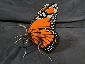 lot 57 image: New Recycled Metal Garden Art Monarch Butterfly