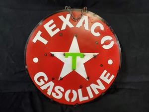 lot 65 image: New Recycled Metal Texaco Gasoline Sign