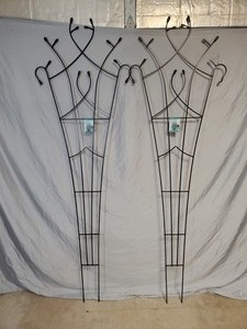 lot 20A image: 2 New Metal Garden Trellis