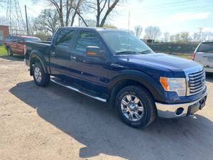lot 1 image: 2010 Ford F-150 XLT Crew Cab 4x4..LOW MILES
