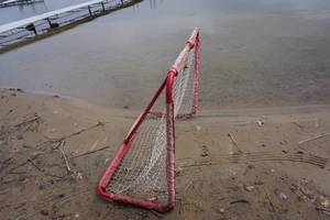 lot 17 image: Hockey GoalNet