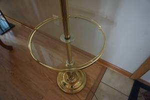 lot 13 image: Brass Floor Lamp With Fixed Round Glass Storage Shelf