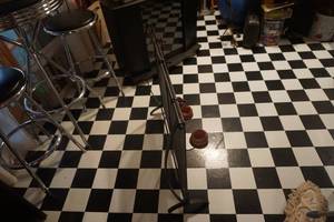 lot 23 image: Metal Mesh Wood Burning Fireplace Decorative Screen