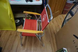 lot 47 image: Metal Framed Director Style Folding Beach Chair