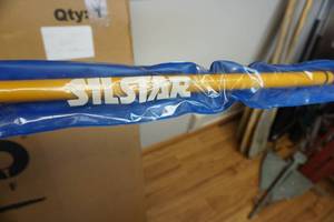 lot 54 image: Silstar Brand Model 3002L-300 10 3 Section Telescoping Pan Fish Fishing Pole