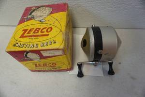 lot 56 image: Vintage 1949 Zebco The Revolutionary Casting Reel