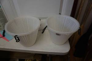 lot 64 image: 2 pc Minnow Seining Trap