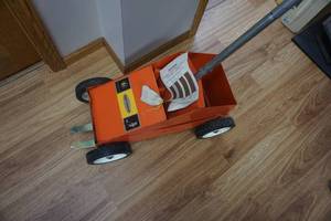 lot 108 image: Easy Striper Parking Lot Line ApplicatorPainter