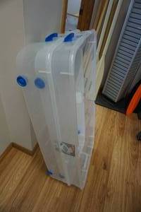 lot 133 image: 2 - Large Plastic Rolling Totes