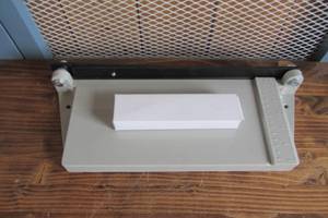lot 48 image: 12 in. Quick-Cut Vinyl Tile VCT Cutter
