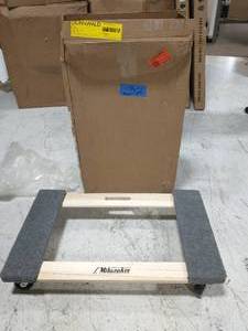 lot 32 image: MILWAUKEE 1,000 lb. Capacity Furniture Dolly