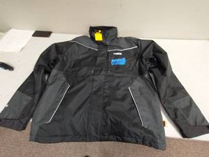 lot 115 image: DEWALT MENS XL JACKET
