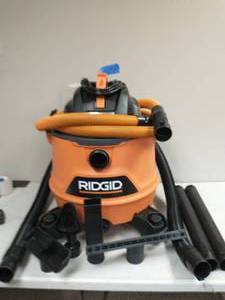 lot 109 image: RIDGID 14 Gal. 6.0-Peak HP NXT WetDry Shop Vacuum with Fine Dust Filter, Hose, Accessories and Premium Car Cleaning Kit