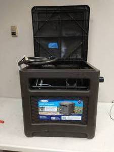 lot 122 image: Suncast Wicker Hose Reel Java