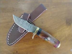 lot 23 image: Damascus Steel Fixed Blade Knife - Trailing Point