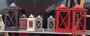 lot 93 image: Metal Lanterns for RepurposingCrafts