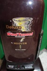 lot 135 image: Deluxe Windtunnel by Hoover Vaccum