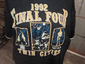 lot 159 image: Vintage 1992 NCAA Final Four Twin Cities Shirt, Sz L