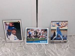 lot 11 image: Bo Jackson Signed Football Card Plus Baseball Cards