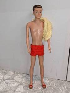 lot 3 image: 1961 Ken Doll wDoll Case & Clothing