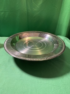 lot 161 image: Silverplate Lazy Susan
