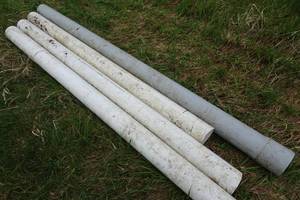 lot 27 image: 4 Sections of 6 PVC - 104, 104, 107, 118