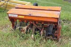 lot 15 image: Befco Green-Rite III Slit Overseeder