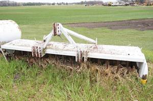 lot 16 image: Dyna Drive 10 Tillage - 3 Point Mount