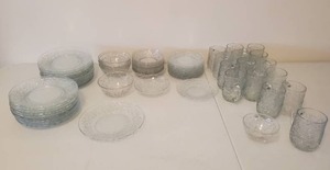 lot 20 image: Large Collection of Clear Rose Patterned Glassware