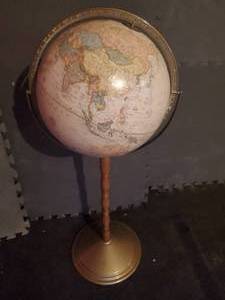 lot 33 image: Old Vintage Globes
