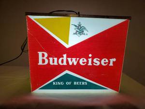 lot 36 image: Vintage Budweiser Light