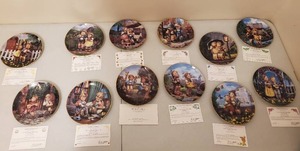 lot 44 image: Collection of 12 Hummel Plates With Certificates