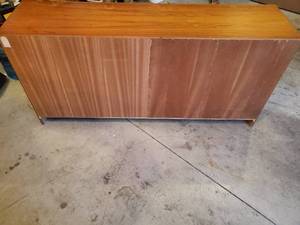 lot 118 image: Mid Century Modern SideboardDresser