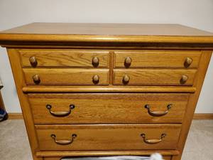 lot 134 image: Lexington Four Drawer Chest