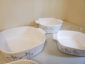 lot 45 image: Collection Of Four Corning Ware Shadow Iris Casserole Pans
