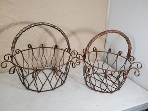 lot 28 image: 2 New Recycled Meta Garden Art Baskets