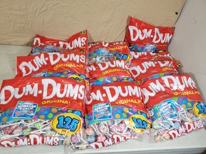 lot 70 image: 10 New Bags of Dum Dums