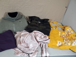 lot 111 image: Victorias Secret Clothing