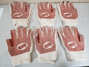 lot 132 image: 6 New Pairs Red Brick General Purpose Work Gloves