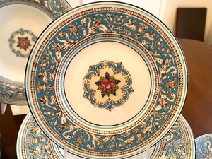 Wedgewood Florentine (Turquoise) Dinner WareChina Set