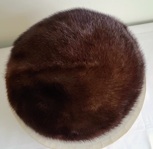 Womens Vintage Dark Brown Fur Hat