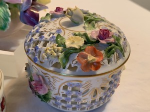 Vintage Floral Theme Decor
