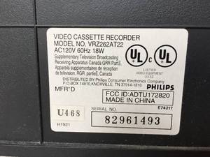 lot 7 image: Phillips Magnavox VCR Player