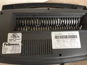 lot 56 image: Fellowes P600C-Z Paper Shredder