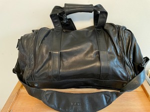 lot 131 image: Tumi Duffle Bag