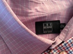 lot 151 image: 9 Mens Long Sleeved Dress Shirts