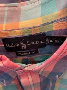 lot 161 image: Lot of 9 Mens Dress Shirts