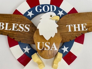 lot 164 image: Wooden God Bless the USA Eagle Decor